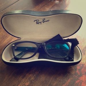 🎉Host Pick!🎉Ray-Ban Frames 5184 Black